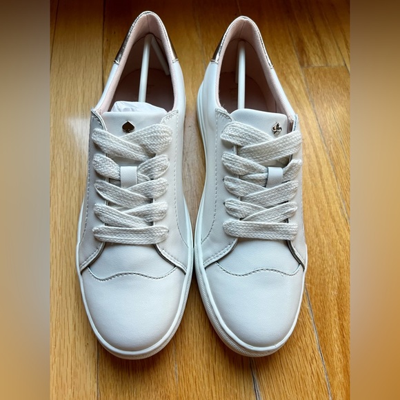 🆕 Kate Spade Fez Sneakers, Optic White / Pale Gold, 7.5 - Picture 5 of 9